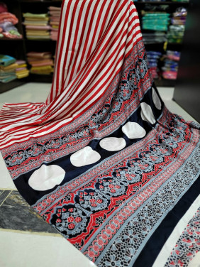 Modal-Red & white-022